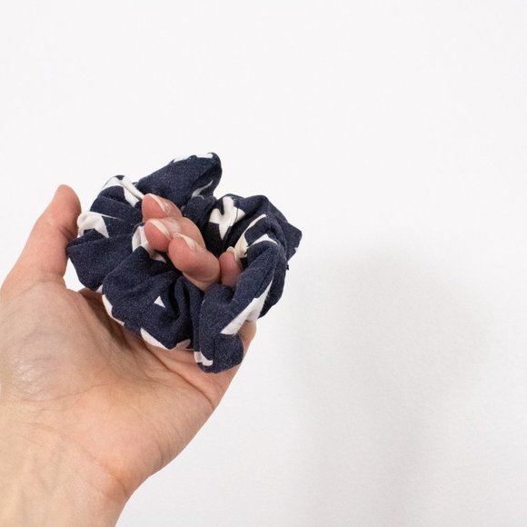 *Navy  Star Scrunchie - Picture 2 of 5